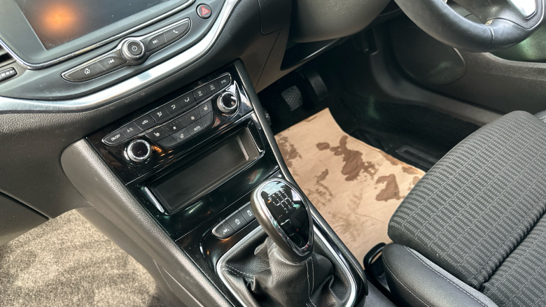 Vauxhall Astra 1.2 Turbo 145 Griffin Edition 5dr Petrol Hatchback